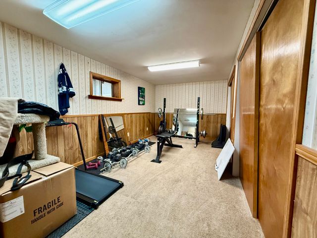 3865 Meadowlark RD, Roanoke, VA 24018