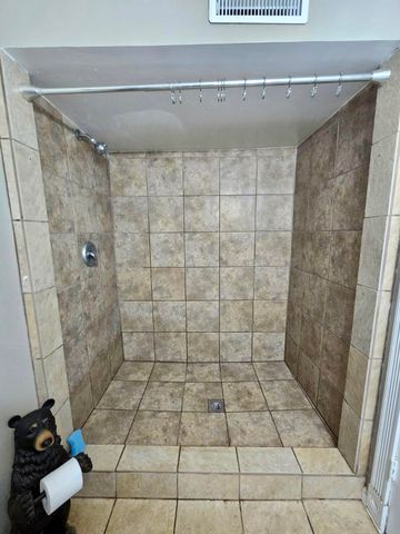 3865 Meadowlark RD, Roanoke, VA 24018