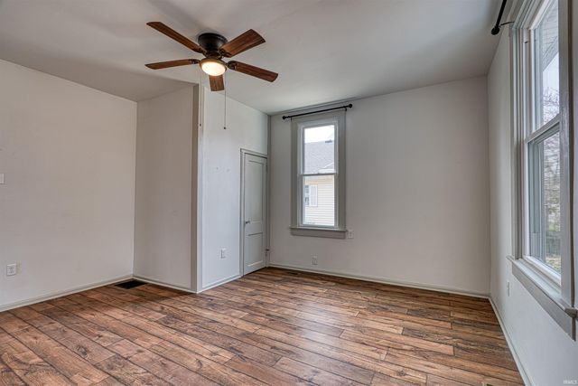 413 W Main Street, Newburgh, IN 47630