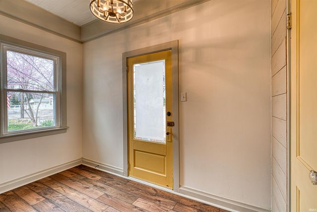 413 W Main Street, Newburgh, IN 47630