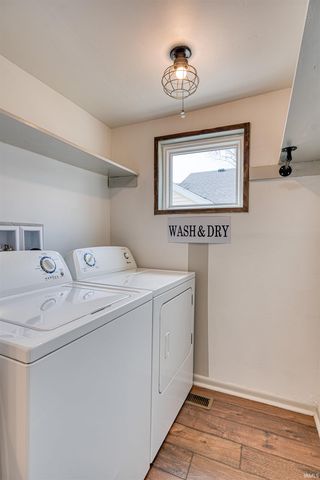 413 W Main Street, Newburgh, IN 47630