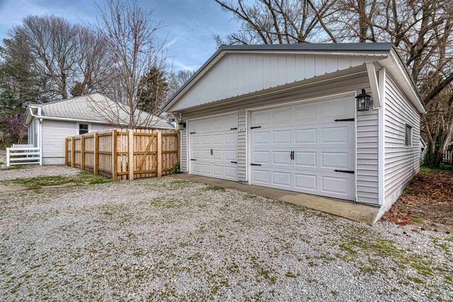 413 W Main Street, Newburgh, IN 47630