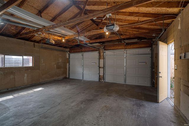 413 W Main Street, Newburgh, IN 47630