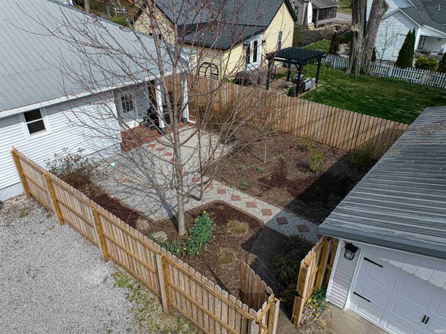 413 W Main Street, Newburgh, IN 47630