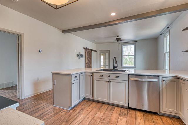 413 W Main Street, Newburgh, IN 47630