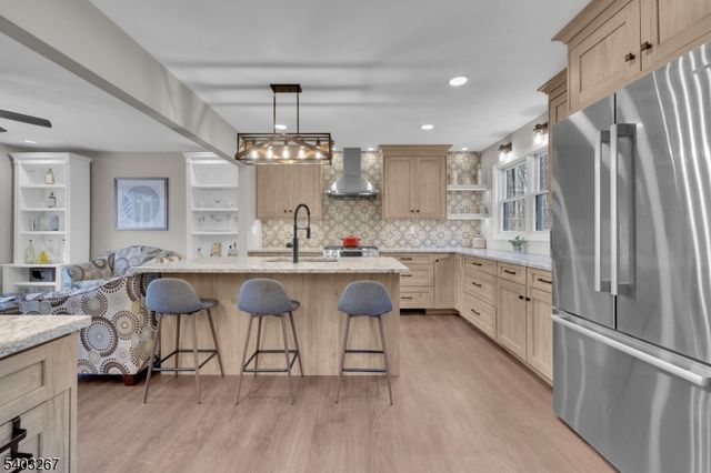 158 Kings Hwy, Washington Twp., NJ 07853