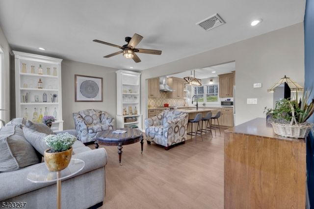 158 Kings Hwy, Washington Twp., NJ 07853