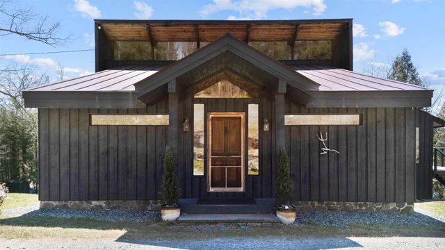 543 Vulture Mountain Road, Stockbridge, VT 05772