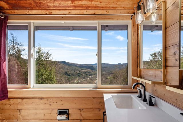 543 Vulture Mountain Road, Stockbridge, VT 05772