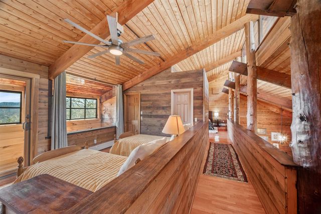 543 Vulture Mountain Road, Stockbridge, VT 05772