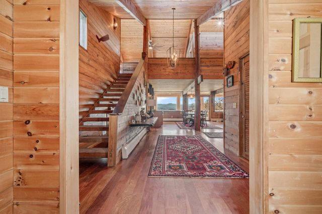 543 Vulture Mountain Road, Stockbridge, VT 05772
