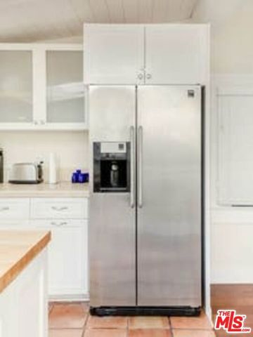 2323 Grand Canal, Venice, CA 90291