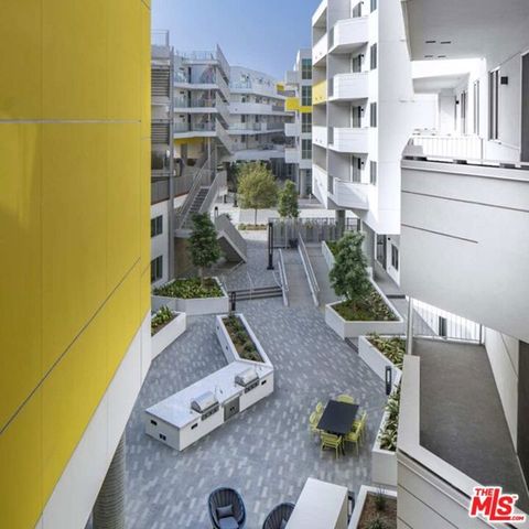 2929 pennsylvania Avenue 438, Santa Monica, CA 90404