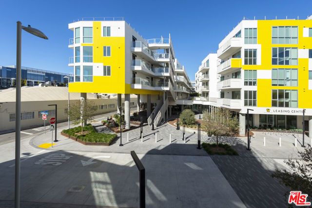 2929 pennsylvania Avenue 438, Santa Monica, CA 90404