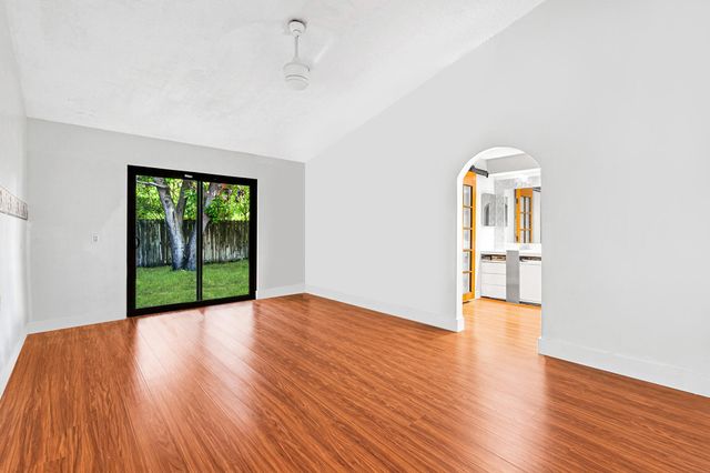 5441 SW 155th Place, Miami, FL 33185