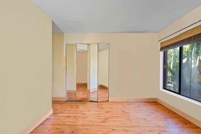 5441 SW 155th Place, Miami, FL 33185