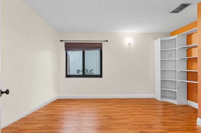 5441 SW 155th Place, Miami, FL 33185
