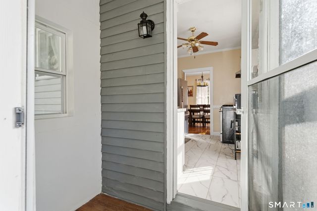 38 Kensington Street, Manchester, CT 06040