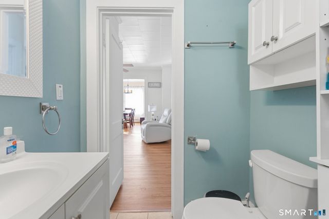 38 Kensington Street, Manchester, CT 06040