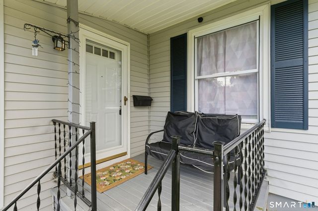 38 Kensington Street, Manchester, CT 06040