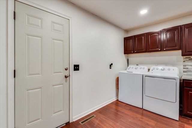 1720 N Robbins St, Augusta, KS 67010