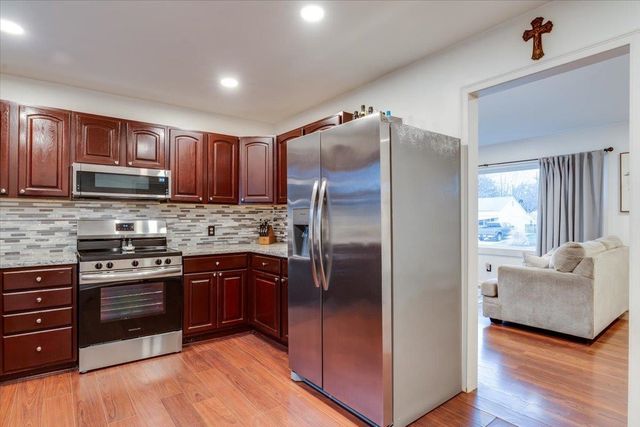 1720 N Robbins St, Augusta, KS 67010