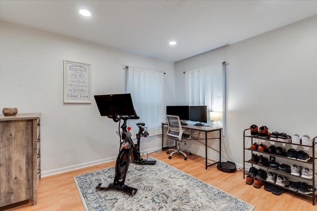 1720 N Robbins St, Augusta, KS 67010