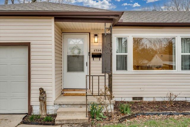 1720 N Robbins St, Augusta, KS 67010