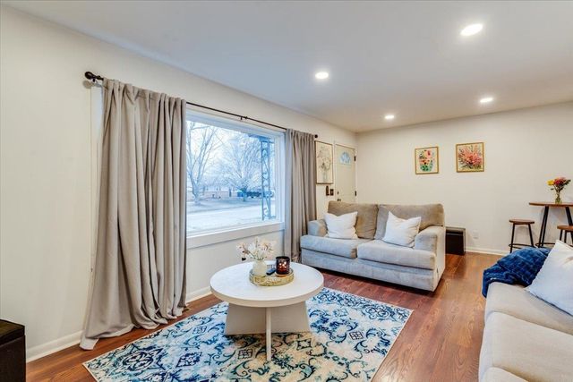 1720 N Robbins St, Augusta, KS 67010