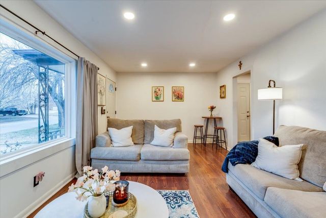 1720 N Robbins St, Augusta, KS 67010