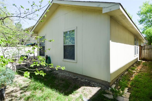 8604 Dittmar Oaks DR, Austin, TX 78748