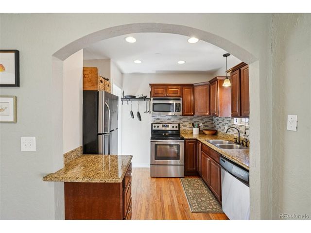 1525 Holly St, Denver, CO 80220