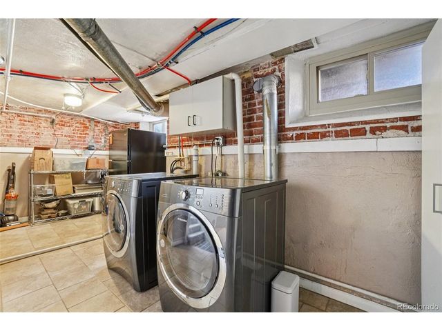 1525 Holly St, Denver, CO 80220