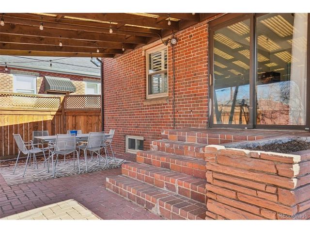 1525 Holly St, Denver, CO 80220