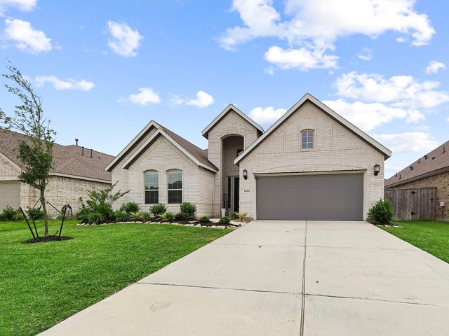 18925 Lazzaro Springs Drive, New Caney, TX 77357