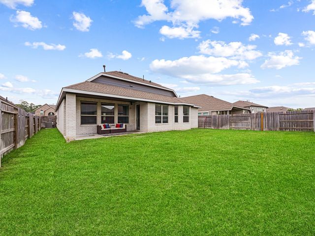 18925 Lazzaro Springs Drive, New Caney, TX 77357