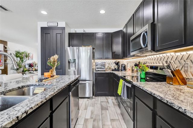 217 NW 36th Avenue, Pompano Beach, FL 33069