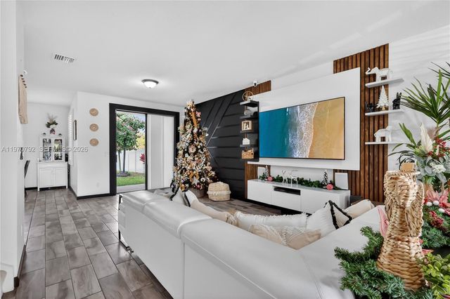 217 NW 36th Avenue, Pompano Beach, FL 33069