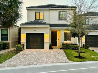 217 NW 36th Avenue, Pompano Beach, FL 33069