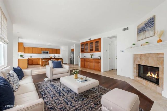 75 Ashford, Irvine, CA 92618