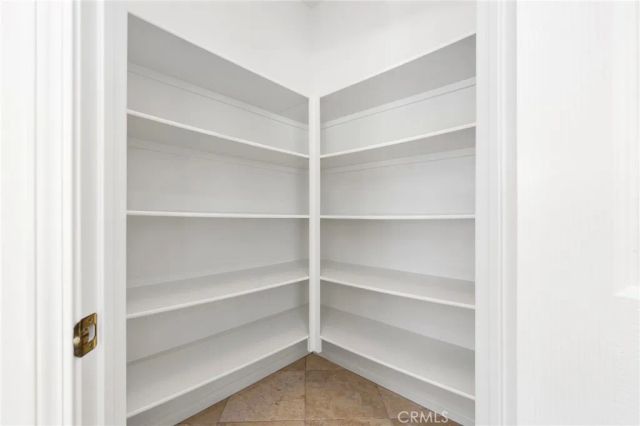 75 Ashford, Irvine, CA 92618