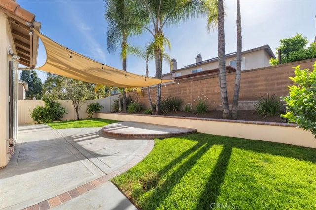 75 Ashford, Irvine, CA 92618