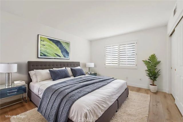 75 Ashford, Irvine, CA 92618