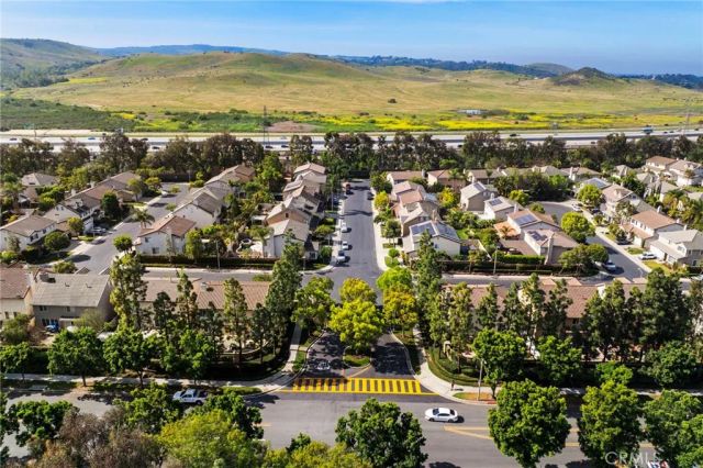 75 Ashford, Irvine, CA 92618