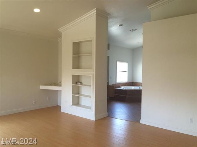 5147 Villa Vecchio Court, Las Vegas, NV 89141
