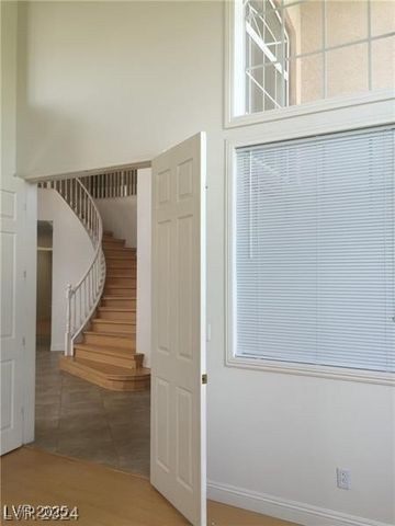 5147 Villa Vecchio Court, Las Vegas, NV 89141