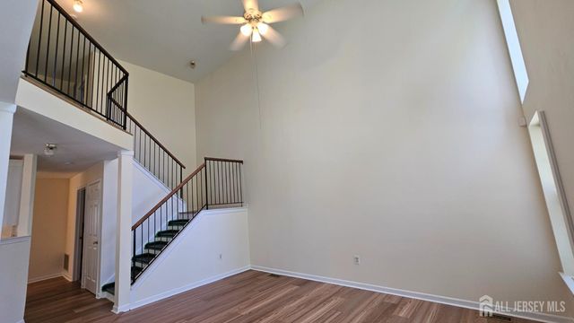 405 Cobblestone Court, South Brunswick, NJ 08852