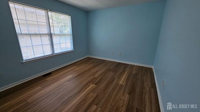 405 Cobblestone Court, South Brunswick, NJ 08852
