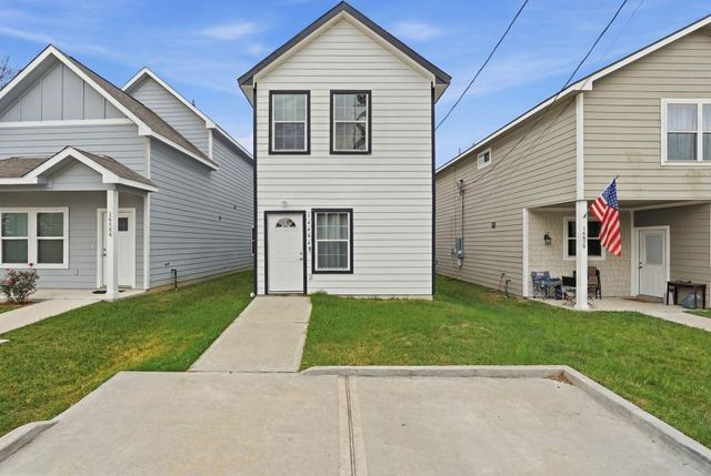 16680 E Ivanhoe, Montgomery, TX 77316