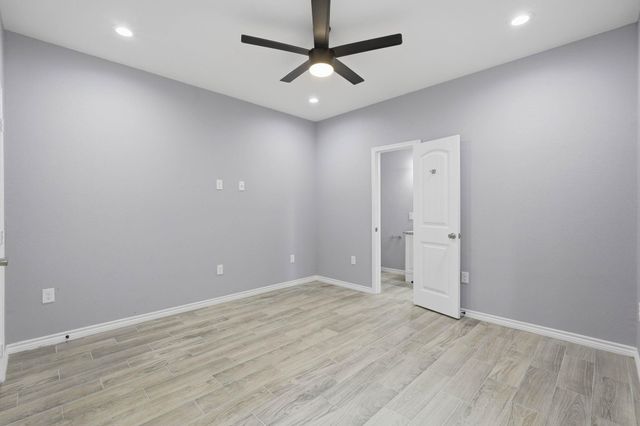 16680 E Ivanhoe, Montgomery, TX 77316